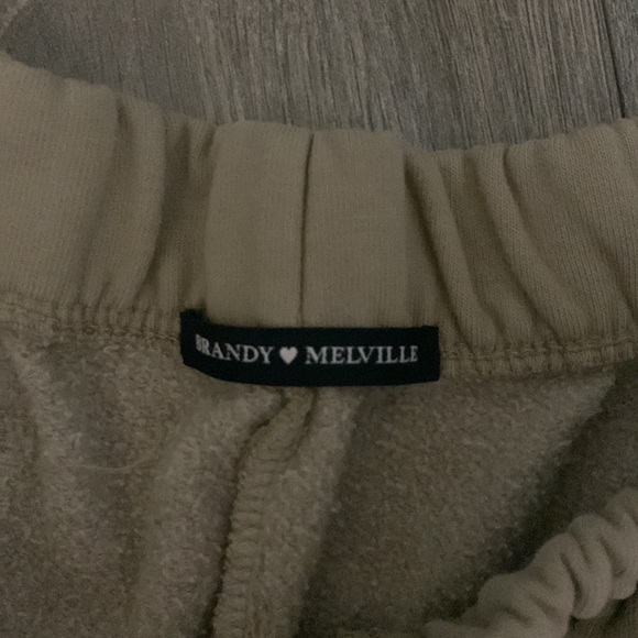 brandy melville sweatpants - Picture 3 of 3